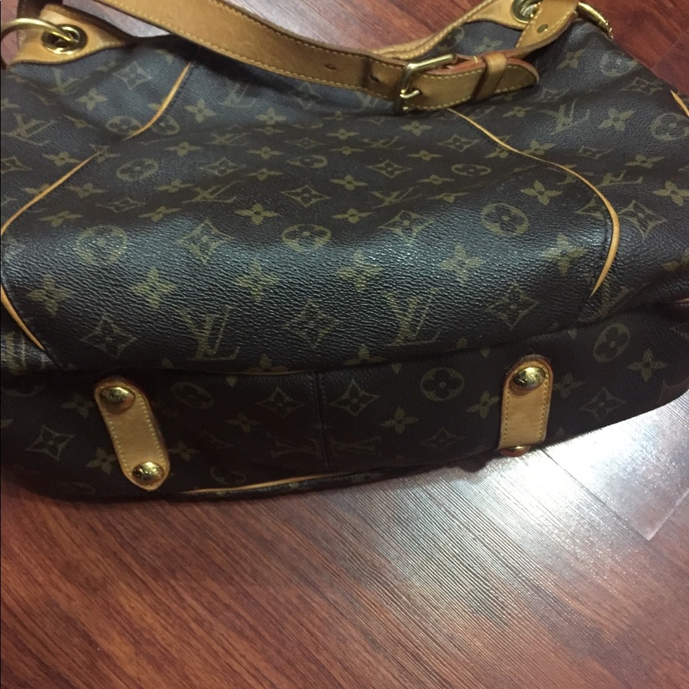 Louis Vuitton Inventeur Classic Hobo bag